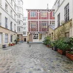 Charming Apartment In Marais With 1 Room